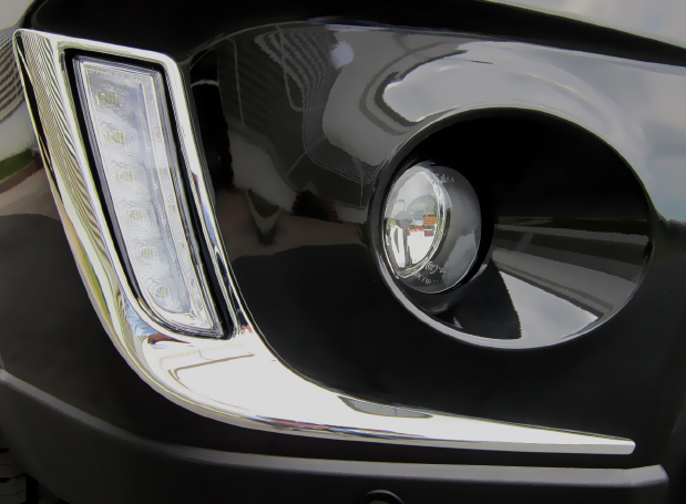 ỐP TRANG TRÍ ĐÈN CHẠY NGÀY SUZUKI VITARA