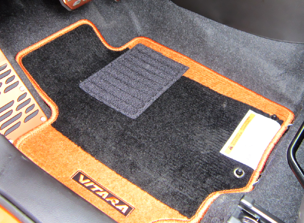 LÓT SÀN SUZUKI VITARA