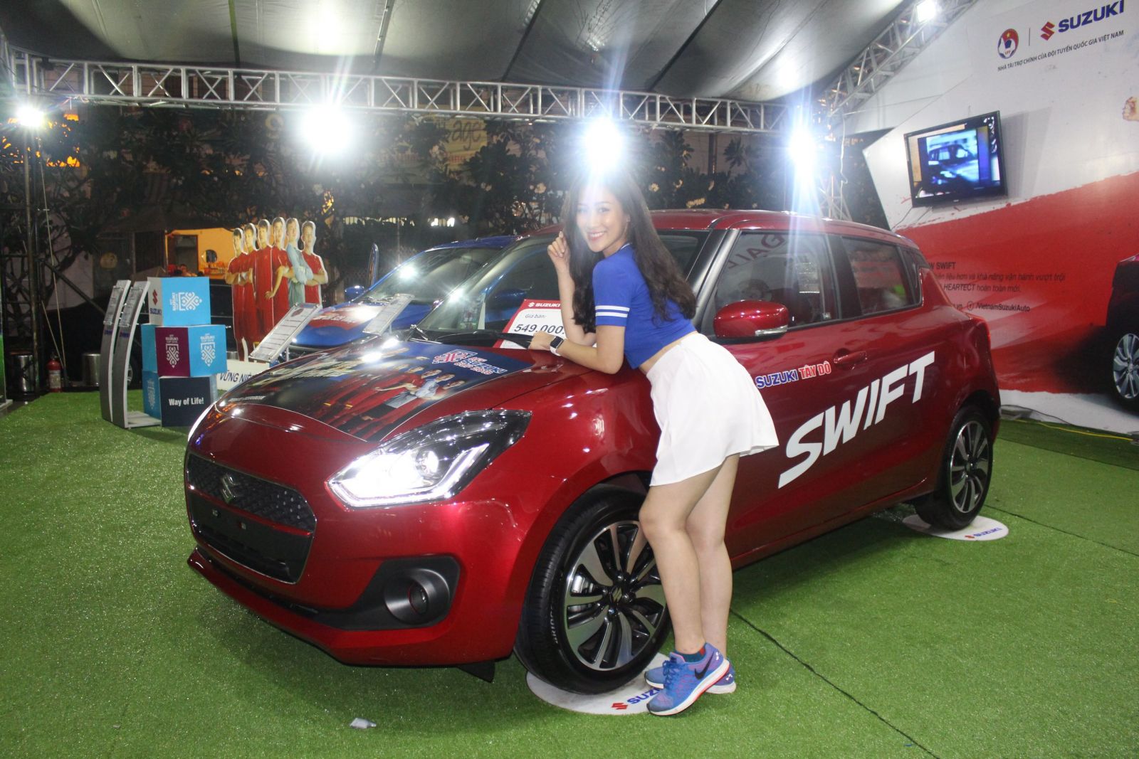 trung bay lai thu suzuki25